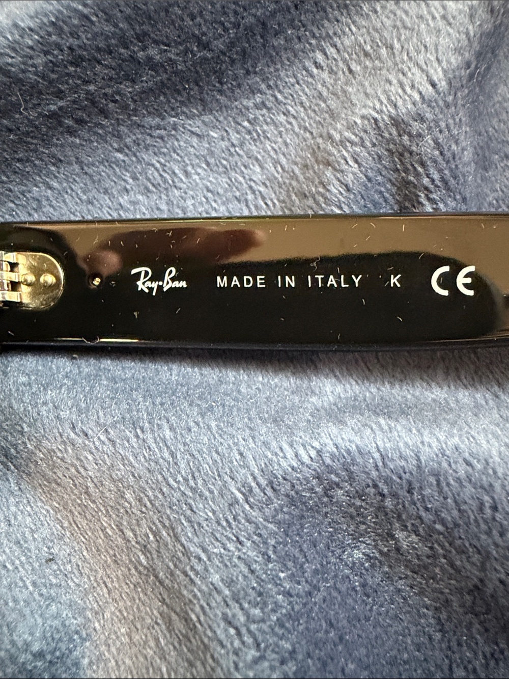 Ray-Ban Oversized Black Sunglasses - Picture 5 of 6